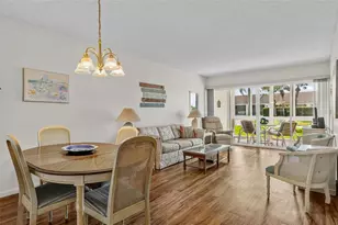 10215 Regal Dr, Largo, FL 33774 - Photo 5