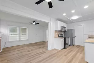 8705 N 13th St, Tampa, FL 33604 - Photo 11