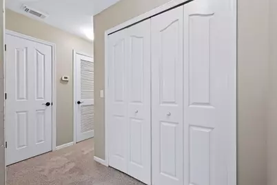4525 Limerick Drive, Tampa, FL 33610 - Photo 19