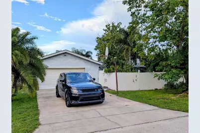 2915 W Ballast Point Boulevard, Tampa, FL 33611 - Photo 3