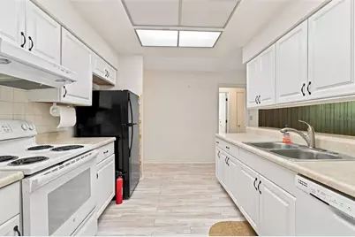 11161 105th Avenue, Seminole, FL 33778 - Photo 15