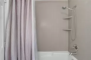 2010 River Park Ct, Valrico, FL 33596 - Photo 33