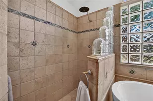 2010 River Park Ct, Valrico, FL 33596 - Photo 25