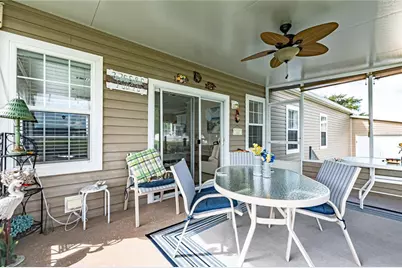 36805 Lakewood Drive, Zephyrhills, FL 33542 - Photo 25