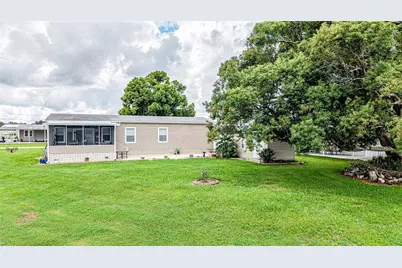 36805 Lakewood Drive, Zephyrhills, FL 33542 - Photo 47