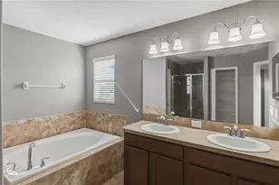609 Tanana Fall Dr, Ruskin, FL 33570 - Photo 21