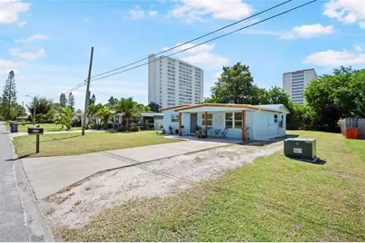 815 67th Street S, Saint Petersburg, FL 33707 - Photo 7