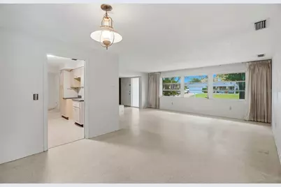 1514 Oakadia Drive W, Clearwater, FL 33764 - Photo 5