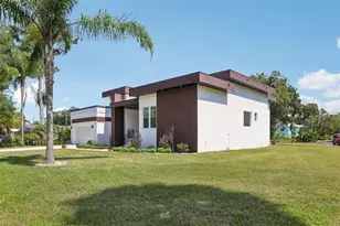 806 Lamont Pl, Temple Terrace, FL 33617 - Photo 3