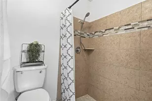 2265 Bancroft Cir S, Palm Harbor, FL 34683 - Photo 25