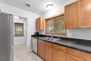 1324 Whitacre Dr, Clearwater, FL 33764 - Photo 13