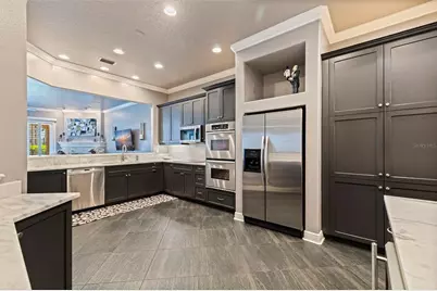 618 Saxony Boulevard, Saint Petersburg, FL 33716 - Photo 11
