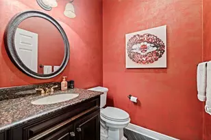618 Saxony Blvd, Saint Petersburg, FL 33716 - Photo 17
