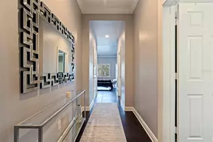 618 Saxony Blvd, Saint Petersburg, FL 33716 - Photo 29