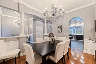 618 Saxony Blvd, Saint Petersburg, FL 33716 - Photo 9