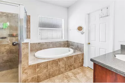 7717 Tangle Brook Boulevard, Gibsonton, FL 33534 - Photo 13