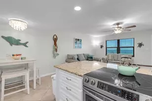 8470 W Gulf Blvd, Treasure Island, FL 33706 - Photo 15
