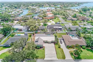 809 Jacaranda Dr, Largo, FL 33770 - Photo 55