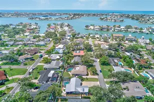 809 Jacaranda Dr, Largo, FL 33770 - Photo 57