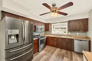 809 Jacaranda Dr, Largo, FL 33770 - Photo 15