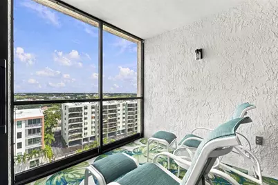 707 S Gulfstream Avenue #1006, Sarasota, FL 34236 - Photo 3