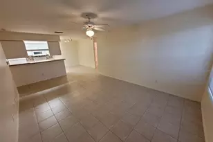 36101 Deer Creek Dr, Zephyrhills, FL 33541 - Photo 3