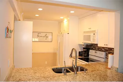 14130 Rosemary Lane #1305, Largo, FL 33774 - Photo 7