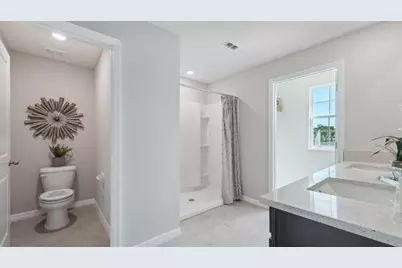 13429 Castle Peak Circle, Dade City, FL 33525 - Photo 15