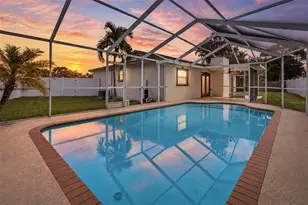 7892 Sundown Dr N, Saint Petersburg, FL 33709 - Photo 1