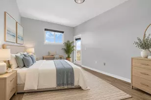316 8th St S, Saint Petersburg, FL 33701 - Photo 21