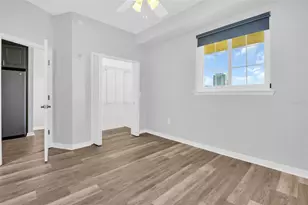 316 8th St S, Saint Petersburg, FL 33701 - Photo 29