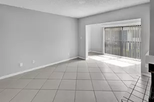1918 Pelican Landing Blvd, Clearwater, FL 33762 - Photo 9