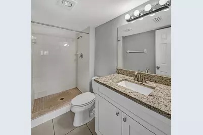 1918 Pelican Landing Boulevard #1121, Clearwater, FL 33762 - Photo 17