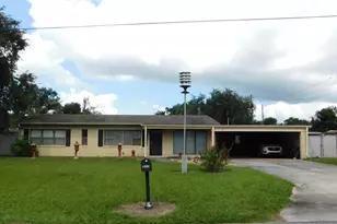 1506 Oakdale St, Plant City, FL 33563 - Photo 1