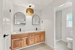 12201 Elsmere Ct, Thonotosassa, FL 33592 - Photo 15