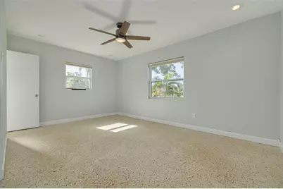 2001 41st Street N, Saint Petersburg, FL 33713 - Photo 23