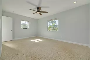 2001 41st St N, Saint Petersburg, FL 33713 - Photo 23