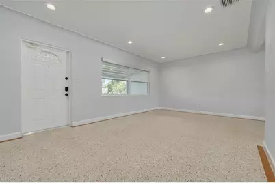 2001 41st Street N, Saint Petersburg, FL 33713 - Photo 17