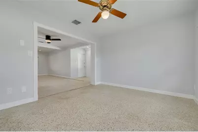 2001 41st Street N, Saint Petersburg, FL 33713 - Photo 21