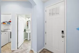 8519 Arabella Ln, Seminole, FL 33777 - Photo 5
