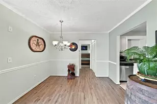 2227 Greenhaven Dr, Sun City Center, FL 33573 - Photo 11