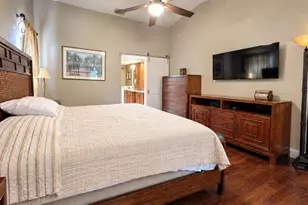 1040 Rosetree Ln, Tarpon Springs, FL 34689 - Photo 21