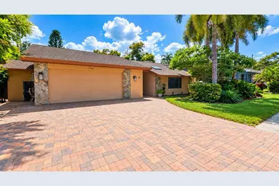 1040 Rosetree Ln, Tarpon Springs, FL 34689 - Photo 1