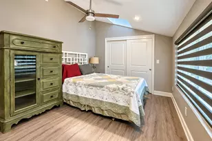 1040 Rosetree Ln, Tarpon Springs, FL 34689 - Photo 35