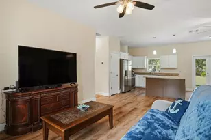 14481 Mt Ivy Rd, Weeki Wachee, FL 34614 - Photo 11