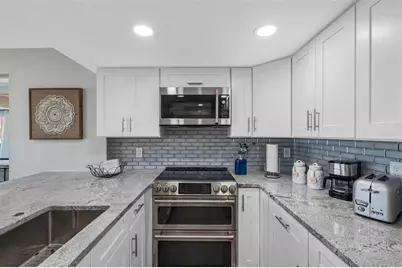 2112 Gulf Boulevard #4B, Indian Rocks Beach, FL 33785 - Photo 9