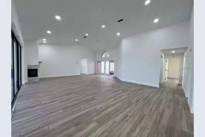 4804 Longwater Way N, Tampa, FL 33615 - Photo 19