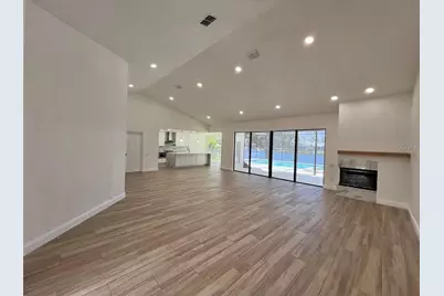 4804 Longwater Way N, Tampa, FL 33615 - Photo 13