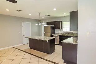 1841 West Dr, Clearwater, FL 33755 - Photo 5