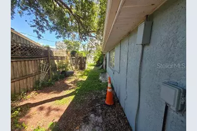 324 Golden Sands Drive, Sarasota, FL 34232 - Photo 15